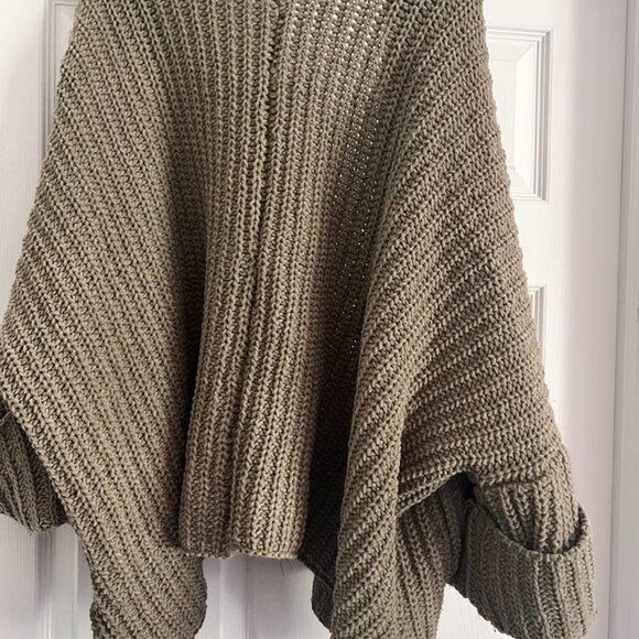 POL Green Chenille Chunky Cardigan - Picture 3 of 4